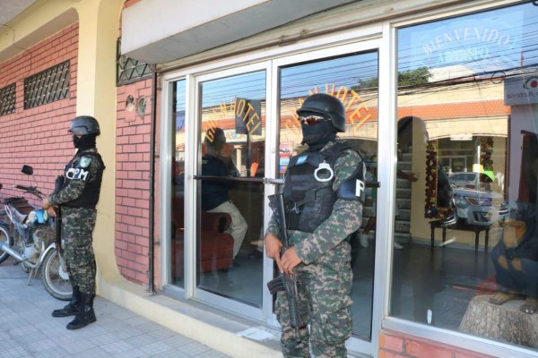 Aseguran 31 bienes a socio del exalcalde Alexander Ardón